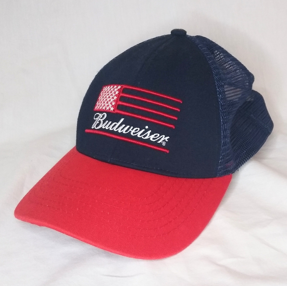 NWOT Budweiser Flag Trucker Hat Official Licensed Blue and Red